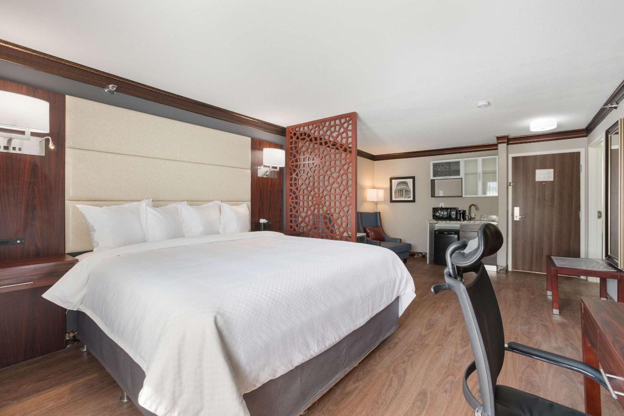 The Leo Collection Detroit, Ascend Hotel Collection Lincoln Park Eksteriør billede