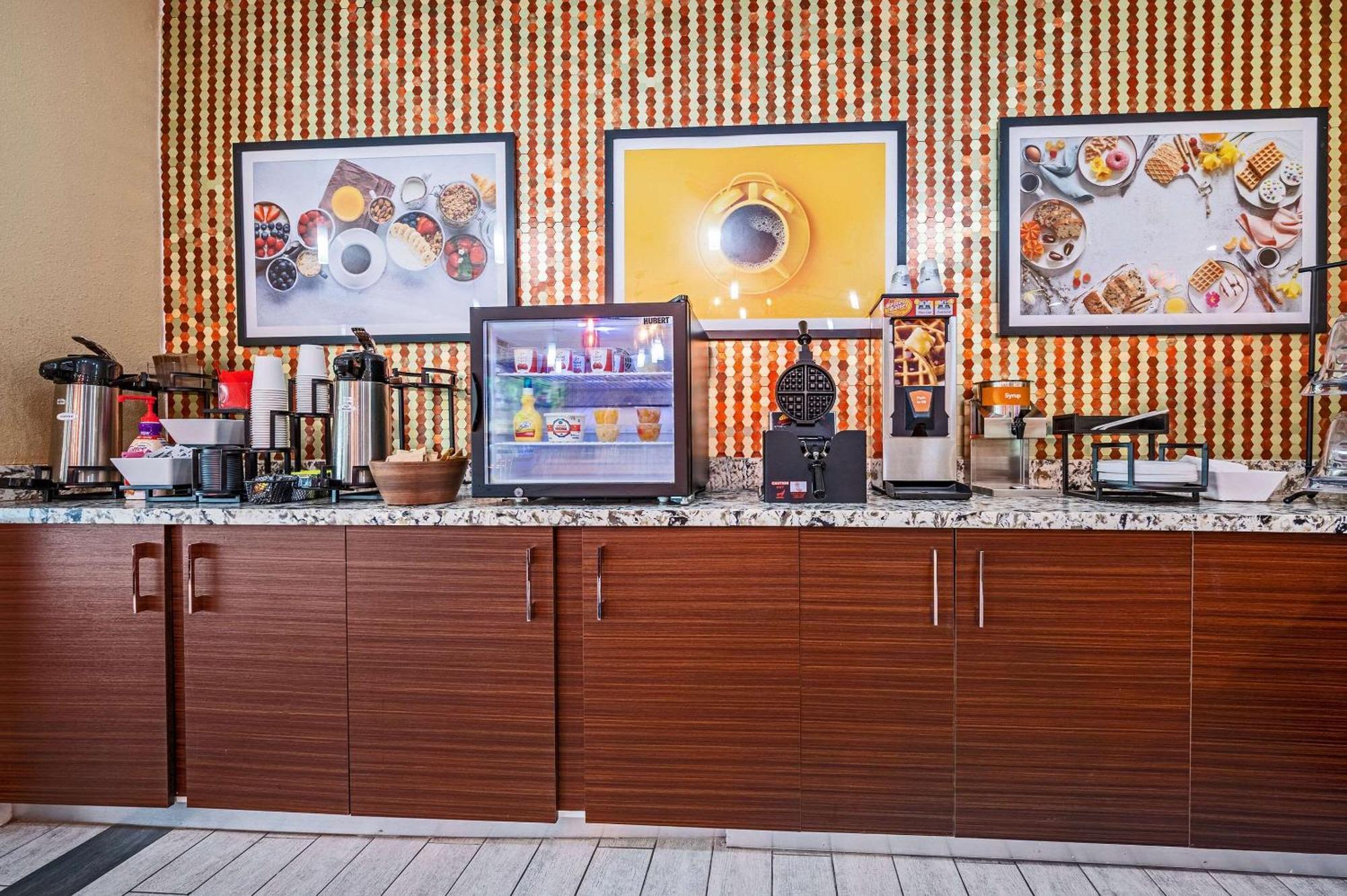 The Leo Collection Detroit, Ascend Hotel Collection Lincoln Park Eksteriør billede