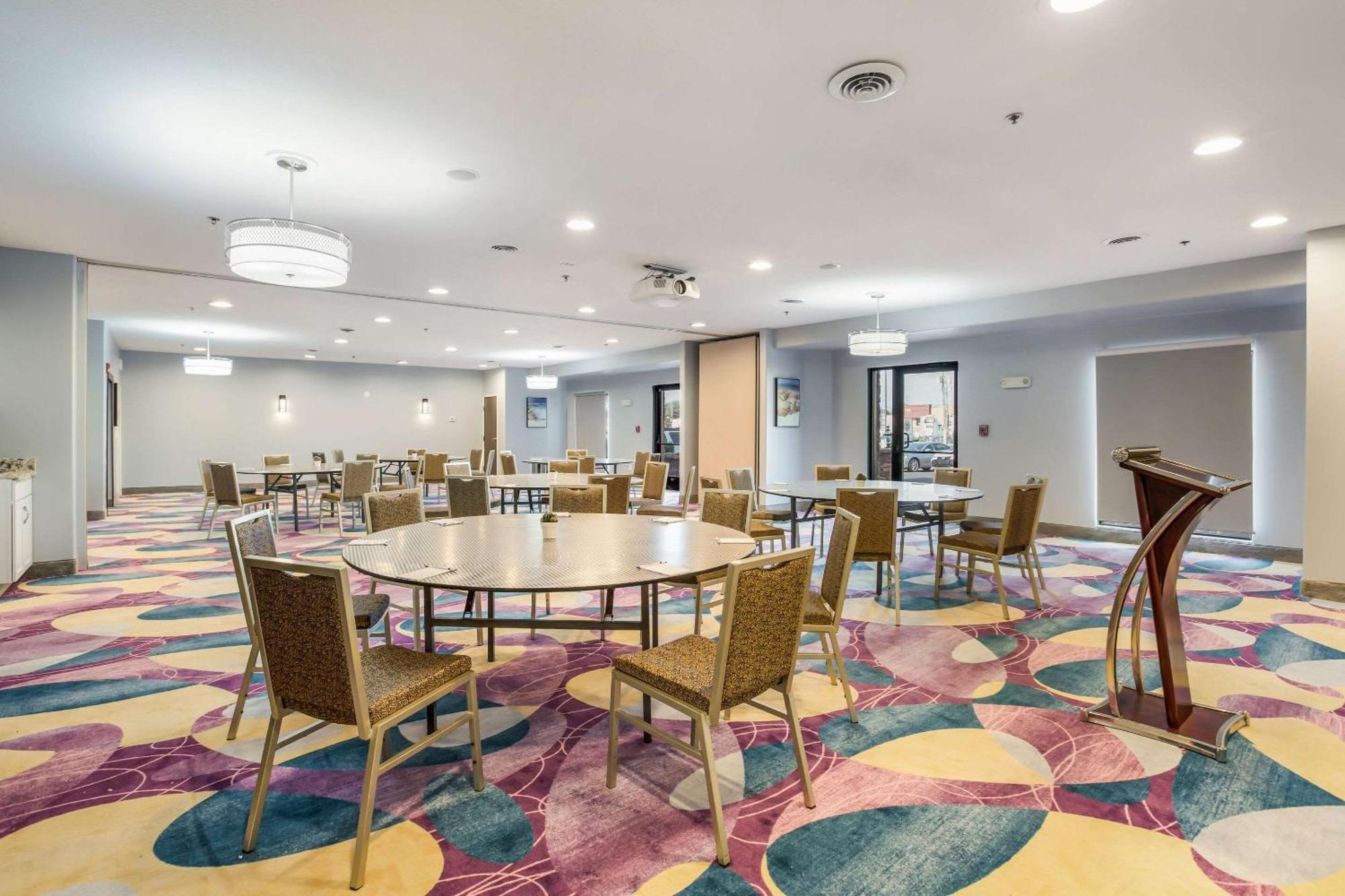 The Leo Collection Detroit, Ascend Hotel Collection Lincoln Park Eksteriør billede